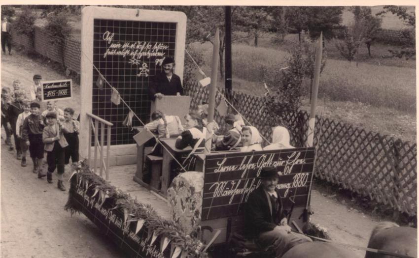 06 1961 Schul und Heimatfest 042