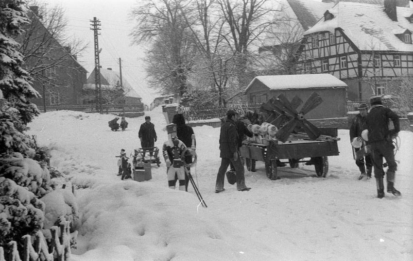 1974 Aufbau Pyramide008