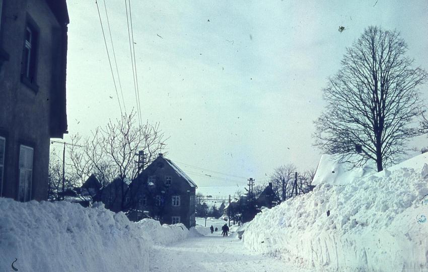 B 1969   Winter 011