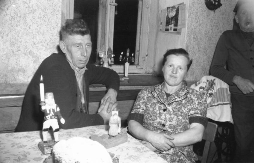 0039 Weihnachten bei Familie Loschner