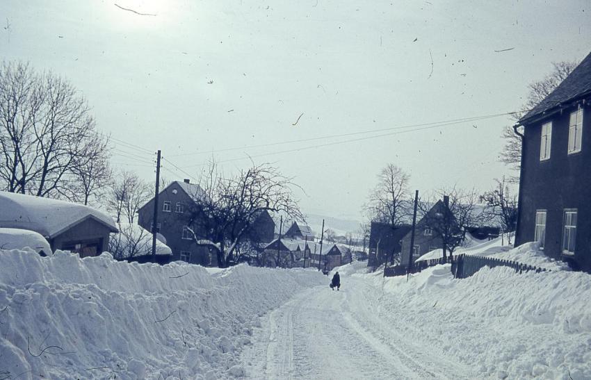 B 1969   Winter 010