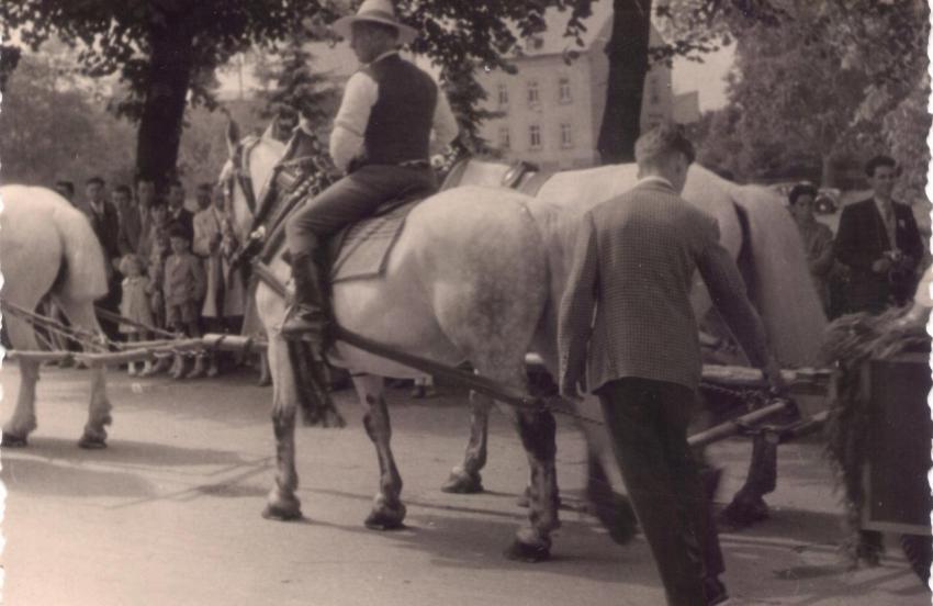 06 1961 Schul und Heimatfest 029