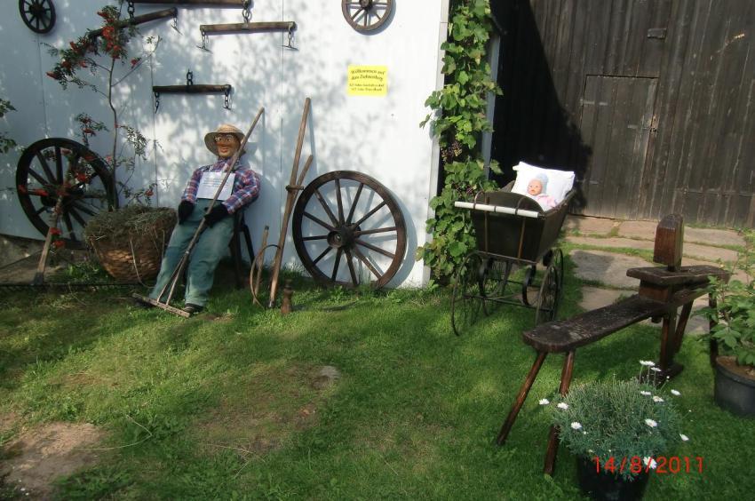 391 (von Melzer Günter) Grünauer Str  67 Heimatfest 2011 881