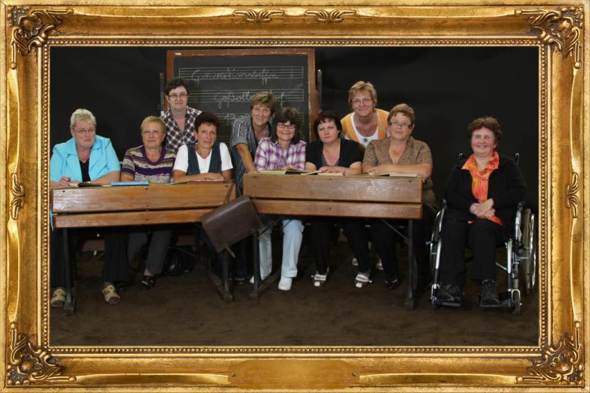 F18 2011 Generationstreffen Heimatfest