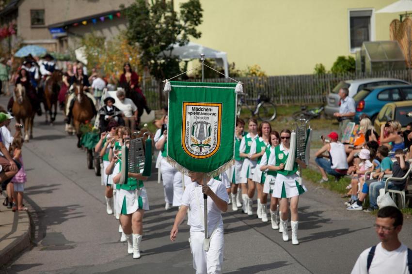 Festumzug 021 2011 Generationstreffen Heimatfest