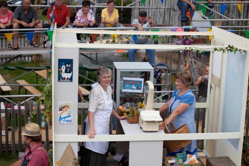Festumzug 270 2011 Generationstreffen Heimatfest
