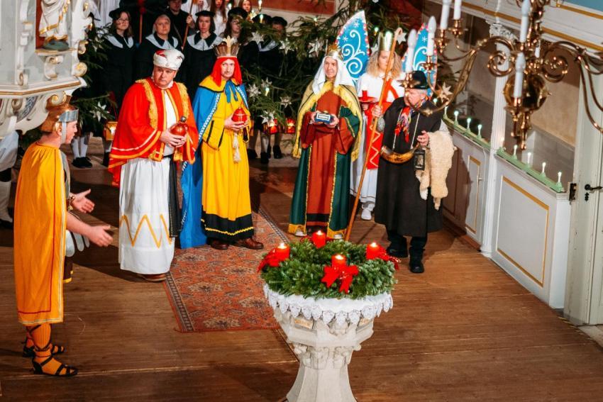 2022 Krippenspiel 25 12  56