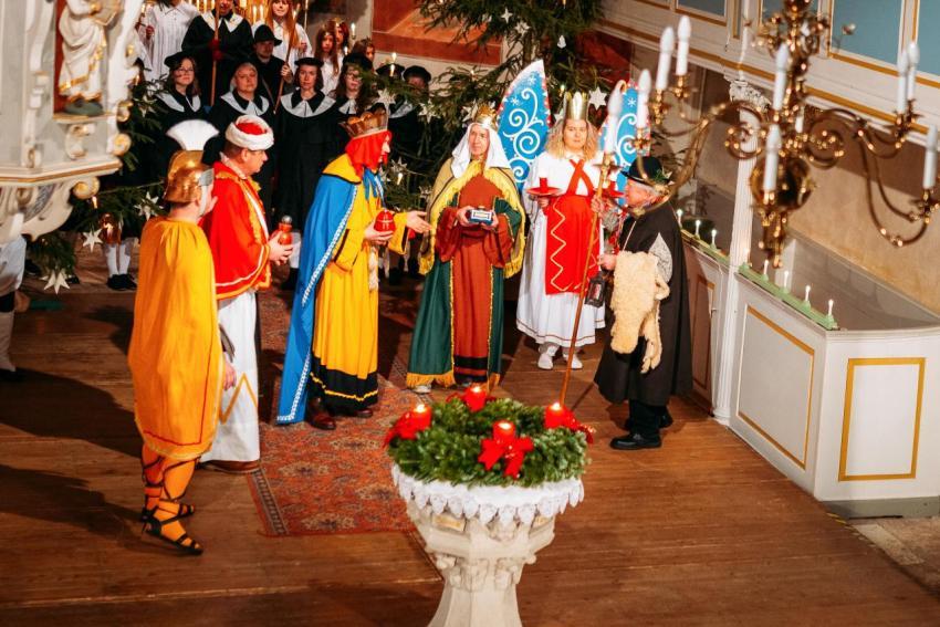 2022 Krippenspiel 25 12  51