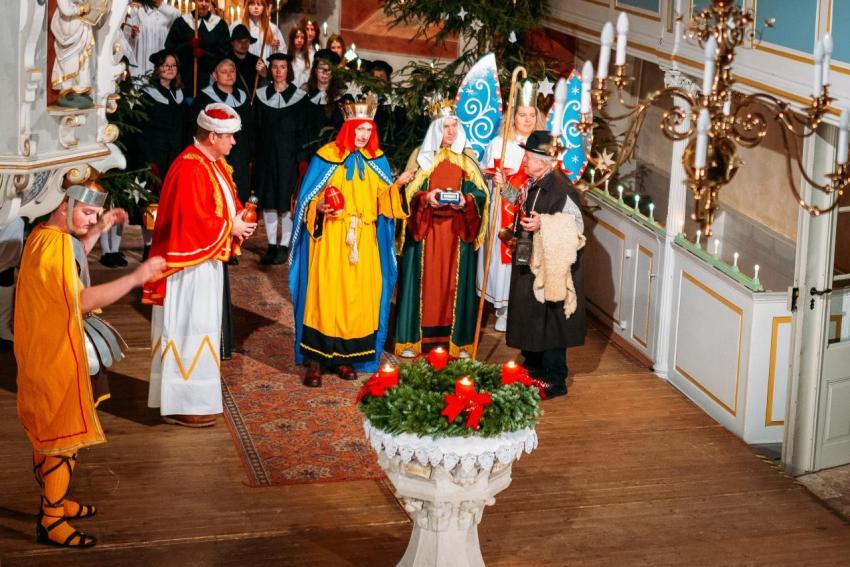 2022 Krippenspiel 25 12  54