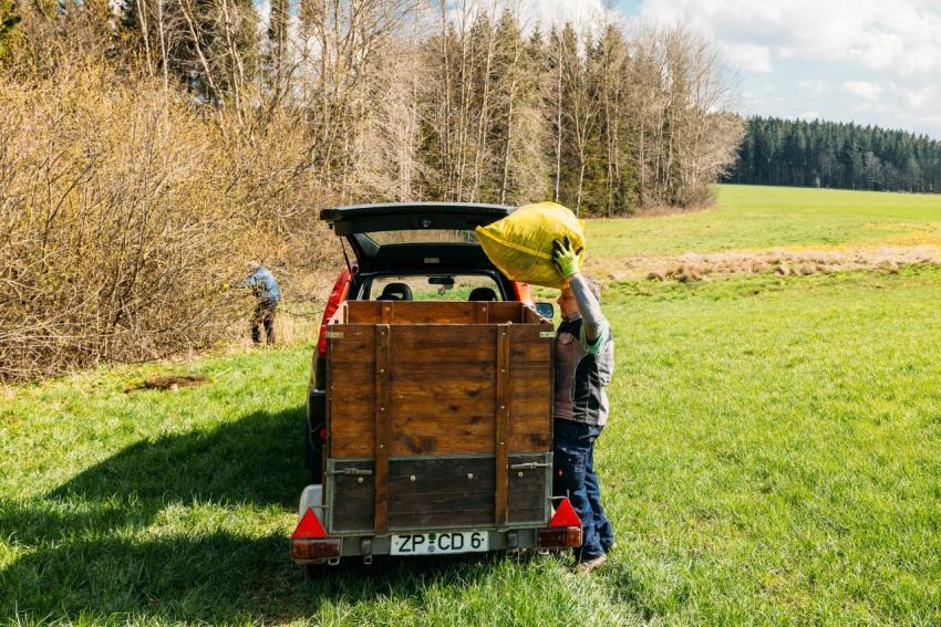 Müllsammlung Bornwald  21 04 2023 009