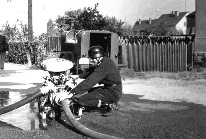 Wettkampf 1959 Sportplatz Grossolbersdorf 010