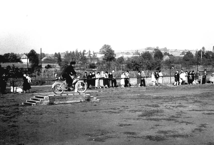 Wettkampf 1959 Sportplatz Grossolbersdorf 013