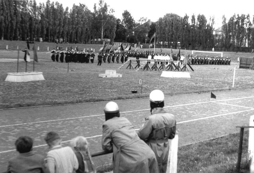 Wettkampf 1959 Sportplatz Grossolbersdorf 004