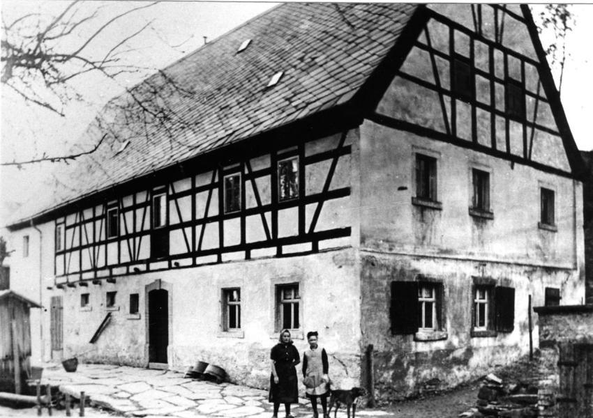 0018 Gut Fedor Walther Melzermit Schieferdach