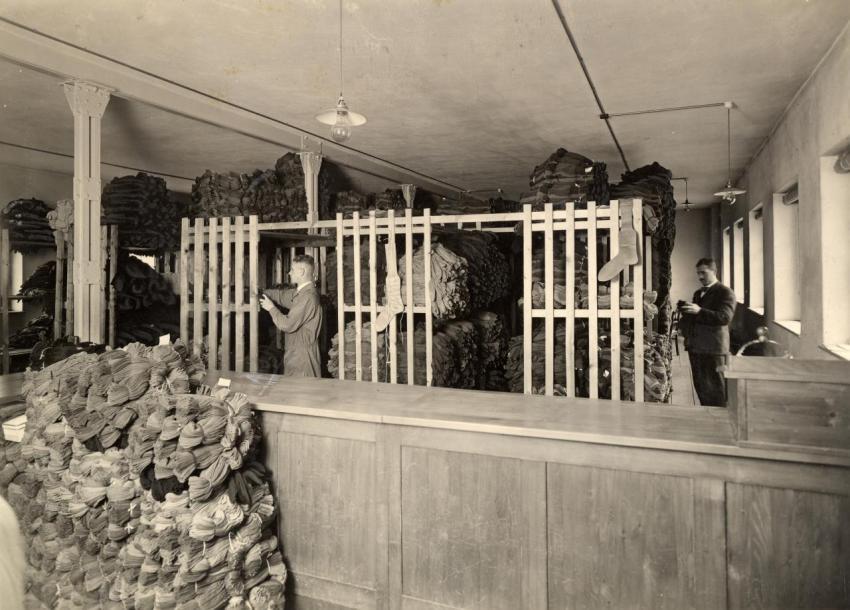 LouisLindnersErben 03 BildarchivKarlEsser03