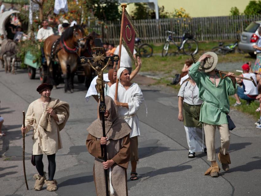 Festumzug 025 2011 Generationstreffen Heimatfest