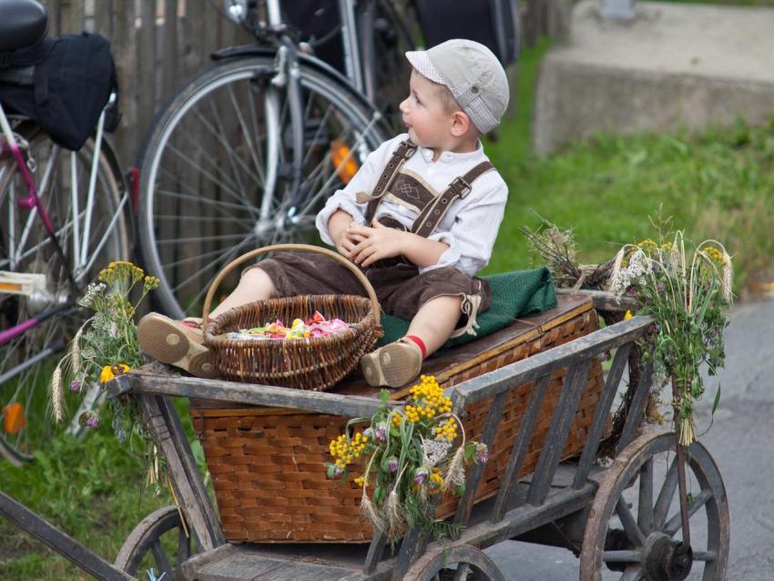 Festumzug 190 2011 Generationstreffen Heimatfest