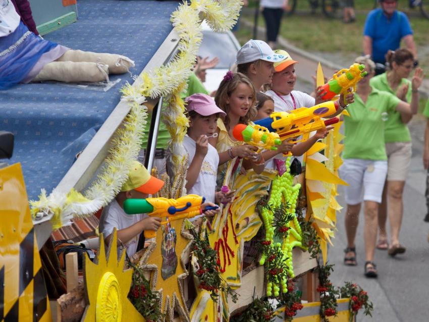Festumzug 288 2011 Generationstreffen Heimatfest