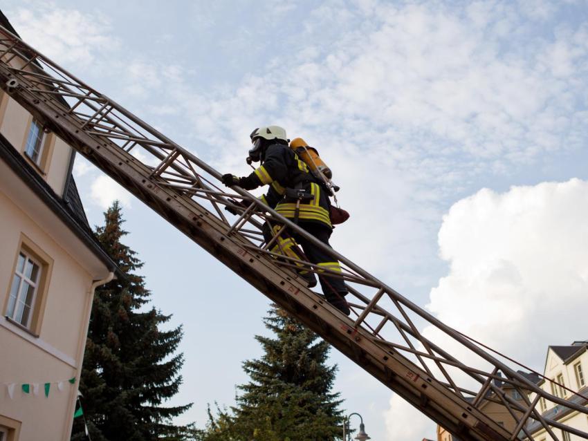 2011 Heimatfest Schauübung Feuerwehr 050