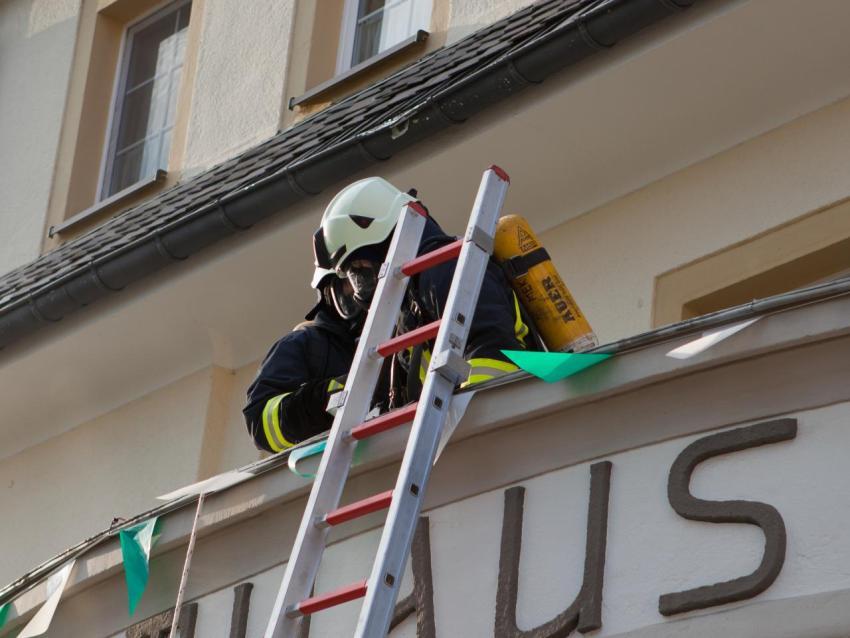 2011 Heimatfest Schauübung Feuerwehr 041