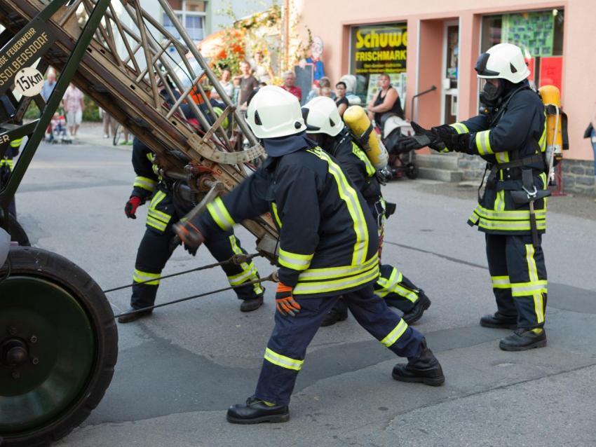 2011 Heimatfest Schauübung Feuerwehr 047