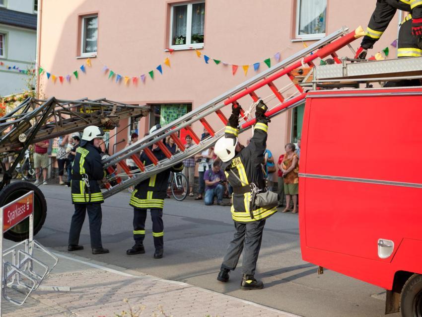 2011 Heimatfest Schauübung Feuerwehr 028