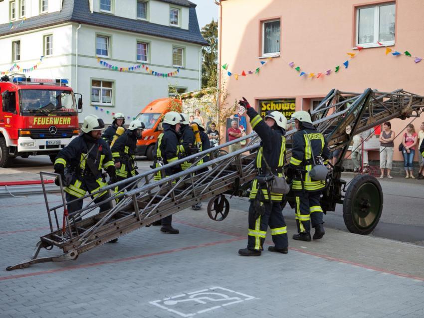 2011 Heimatfest Schauübung Feuerwehr 031