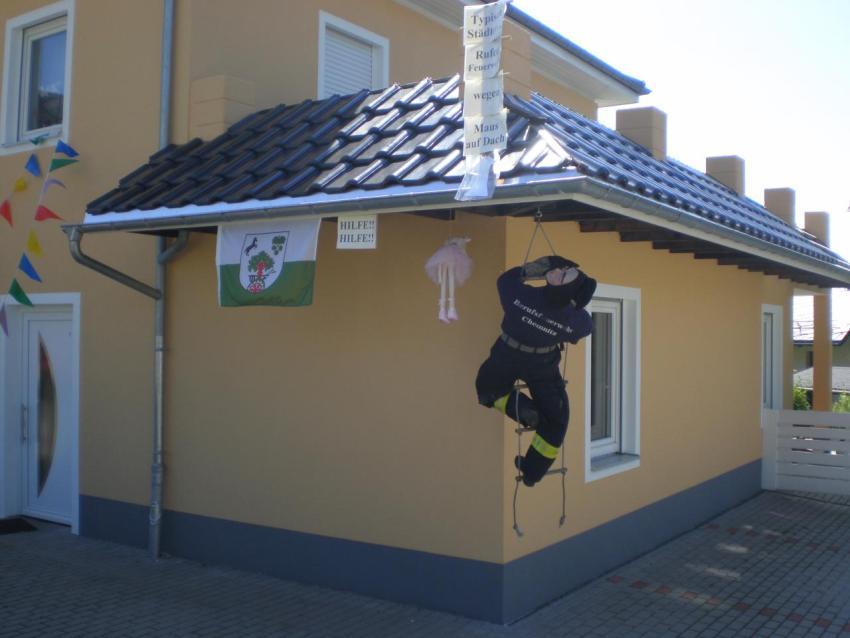 271 (von Kröher Fred) Schulstr  14b Heimatfest 2011 664