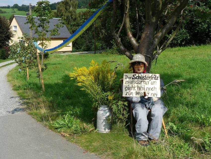 284 (von Freitag Renate) Heinzebankstr  13 Heimatfest 2011 688