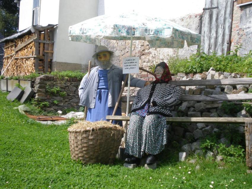 322 (von Paulig Gotthard) An der Kirche 6 Heimatfest 2011 753