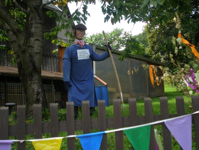 340 (von Loos Gerhard) Grünauer Str  16 Heimatfest 2011 789