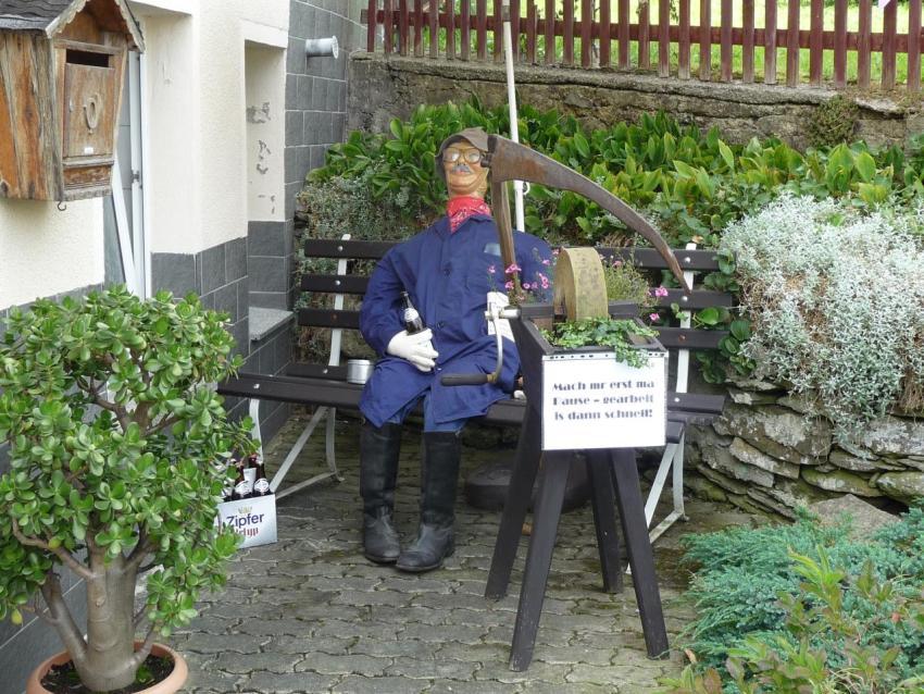 344 (von Schuffenhauer Erich) Stadtrat Grünauer Str  18 Heimatfest 2011 795