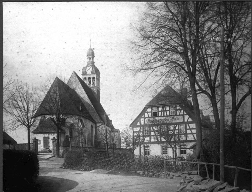 Kirche und Gasthaus zur Linde 1913