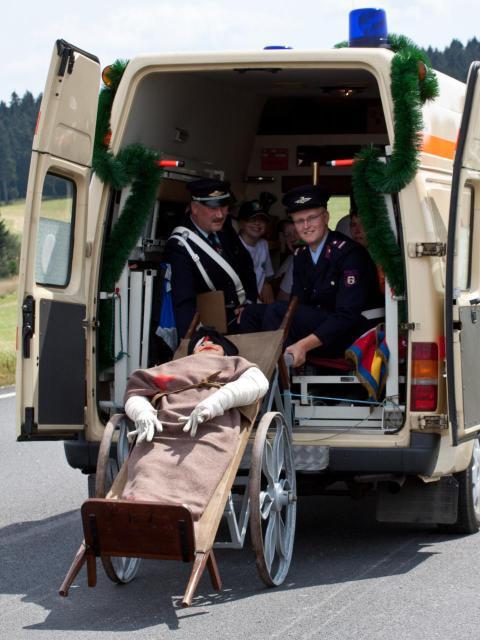 Aufstellung Festumzug 003 2011 Generationstreffen Heimatfest