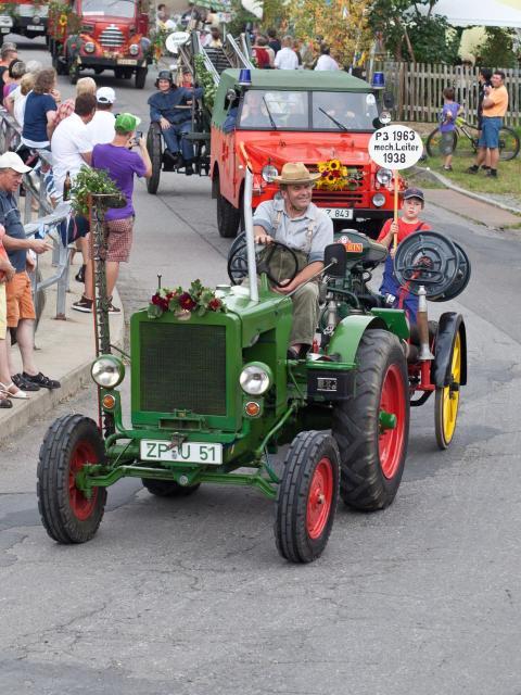 Festumzug 160 2011 Generationstreffen Heimatfest