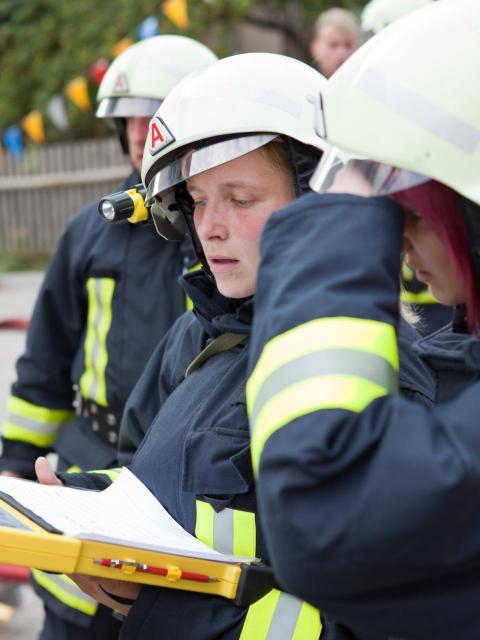 2011 Heimatfest Schauübung Feuerwehr 057