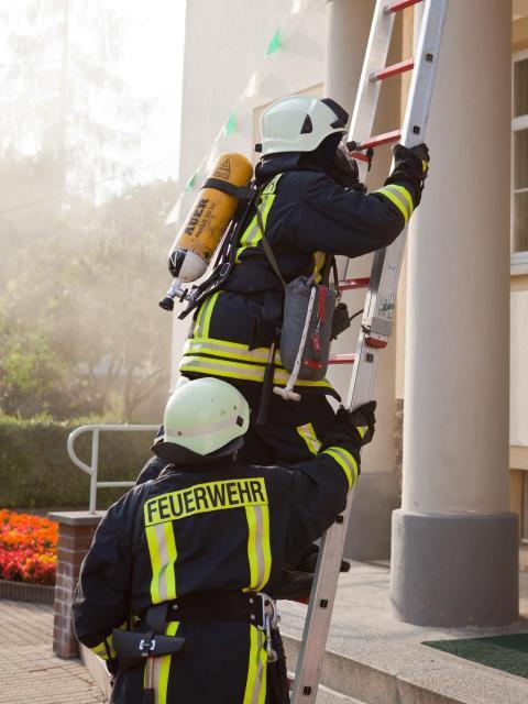 2011 Heimatfest Schauübung Feuerwehr 036