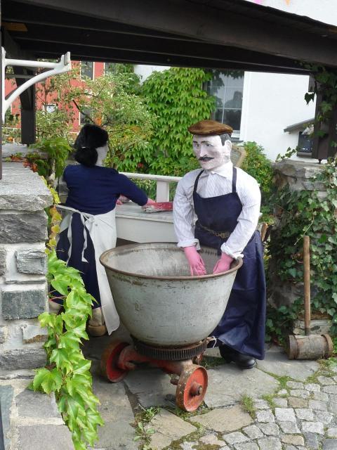 150 (von Melzer Thomas) Am Rathaus 2 Heimatfest 2011 445