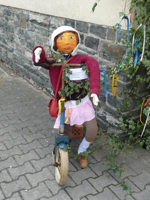 350 (von Andermann Gudrun) Grünauer Str  19 Heimatfest 2011 802