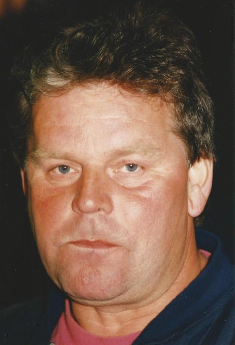 153   Wolfgang Graser