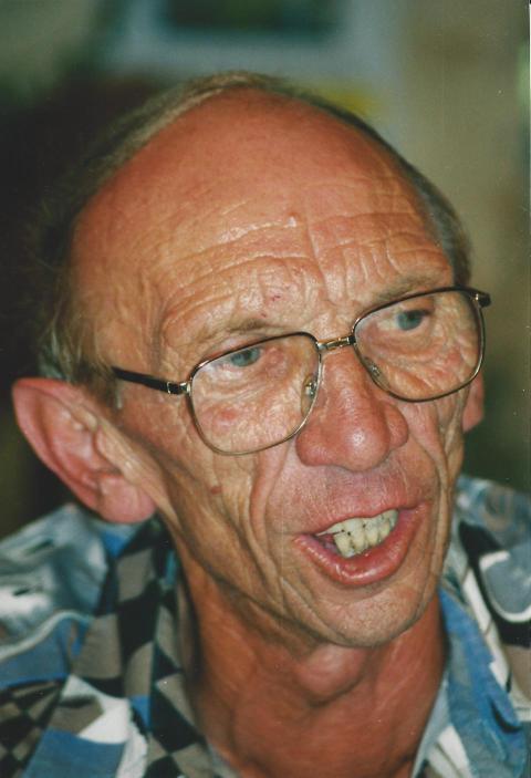 060   Wolfgang Schreiter