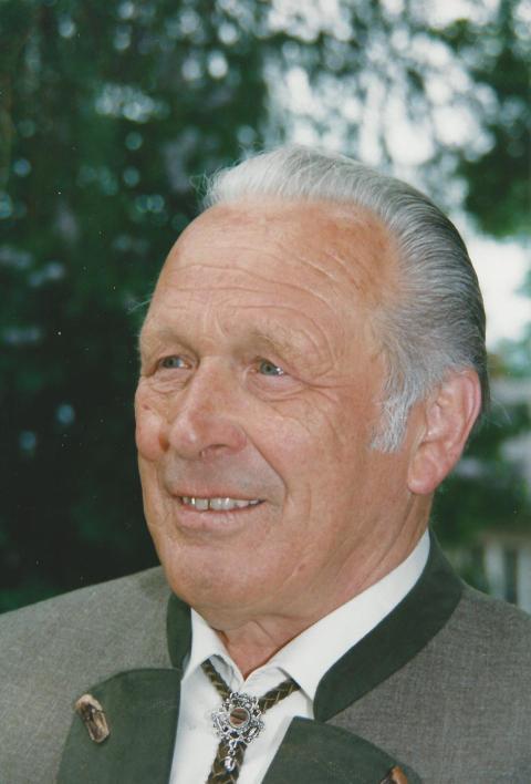 038   Rudi Pflugbeil