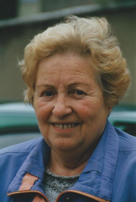 054   Hanni Nitzsche geb  Lindner 1998