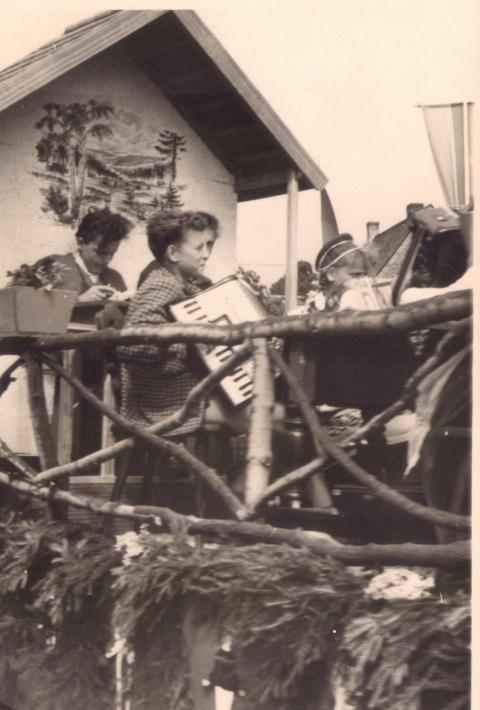 06 1961 Schul und Heimatfest 118