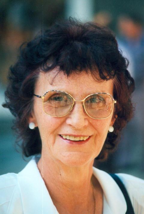 566 Erna Fiedler geb  Kindelein 06 95