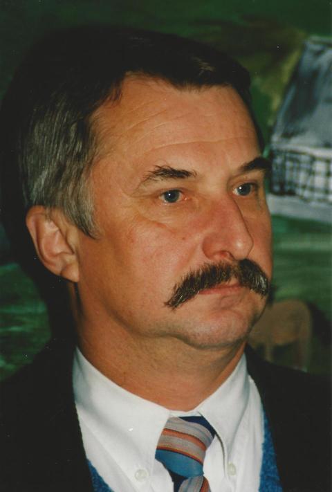 751   Henry Freund 1998