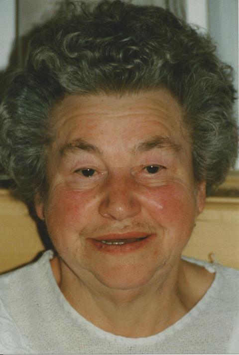 210   Hanna Reuter geb  Oettel