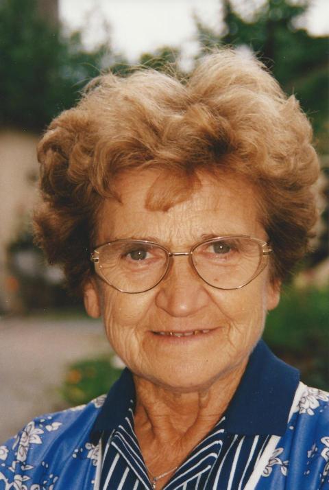 025   Margarete Weinert geb  Neige 2001