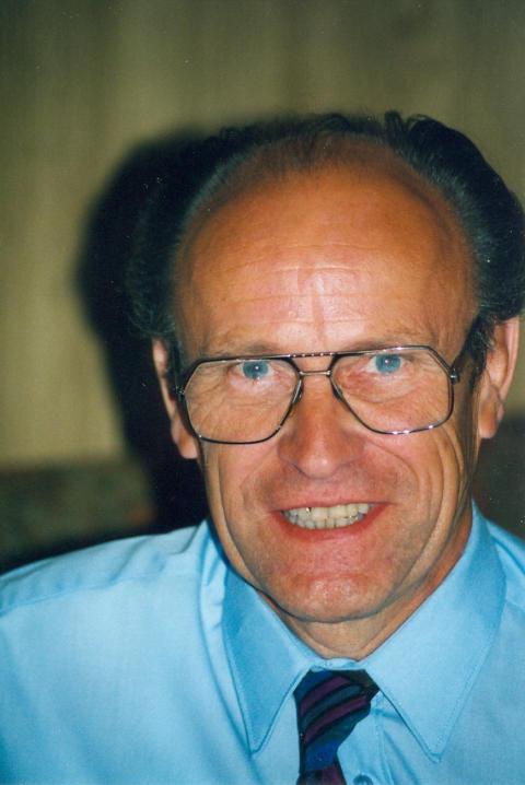 433 Manfred Gunther 05 95