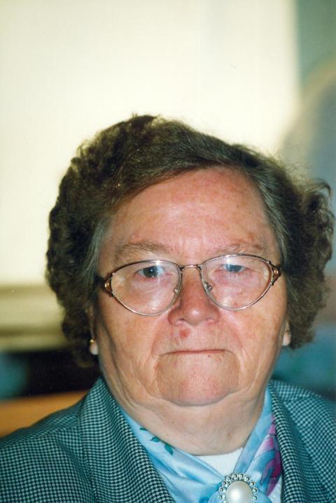 738 Christa Partzsch geb  Reuther 10 95